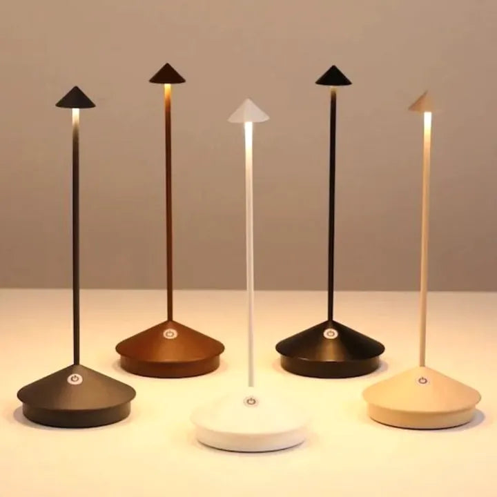 Kabellose LED-Tischleuchte mit Dimmfunktion und wasserabweisendem Design – moderne Tischleuchte für den Innen- und Außenbereich