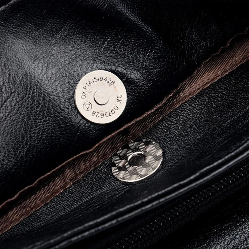 LUXURIÖSE UMHÄNGETASCHE