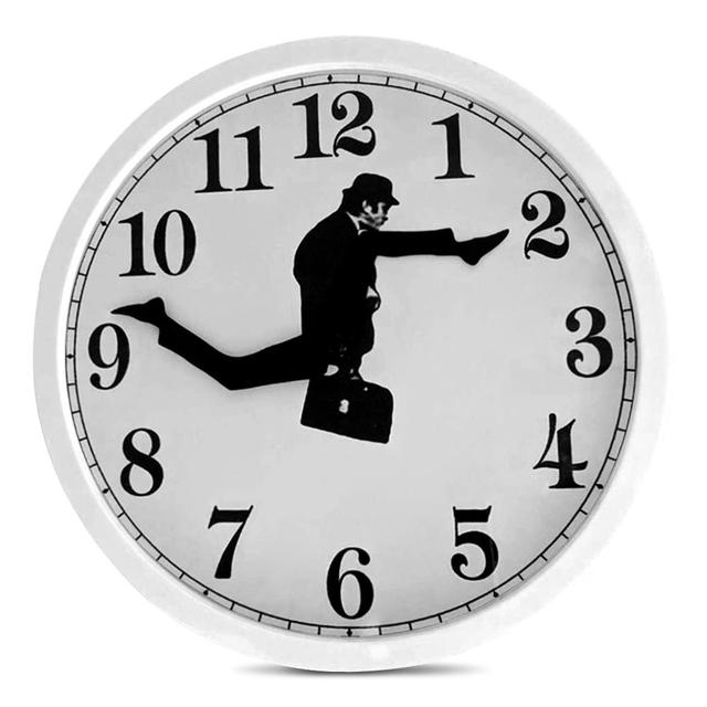 TickTock Charme | Einzigartige Wanduhr mit Oldschool Flair