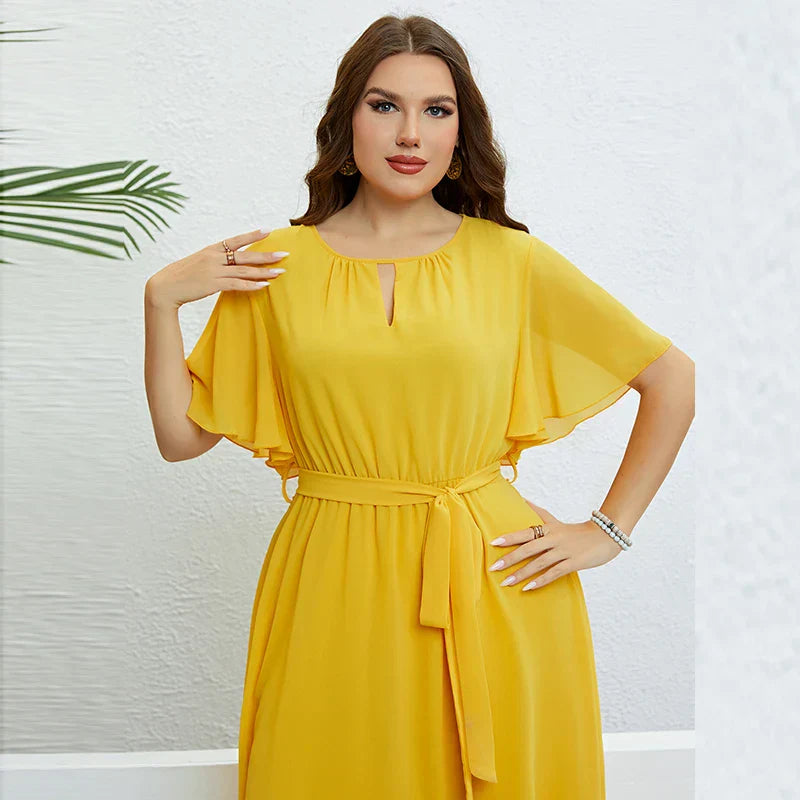 Heidi-Mode | Kleid In großen Größen Mit Rüscheneinsatz Und Gürtel