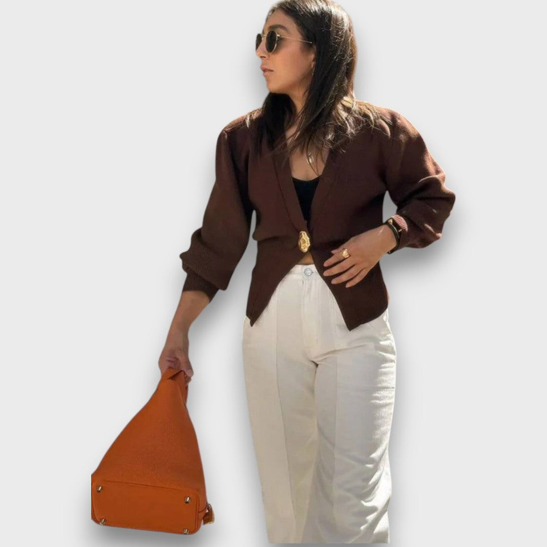 Enea – Tiefer V-Ausschnitt Cardigan mit Goldknopf