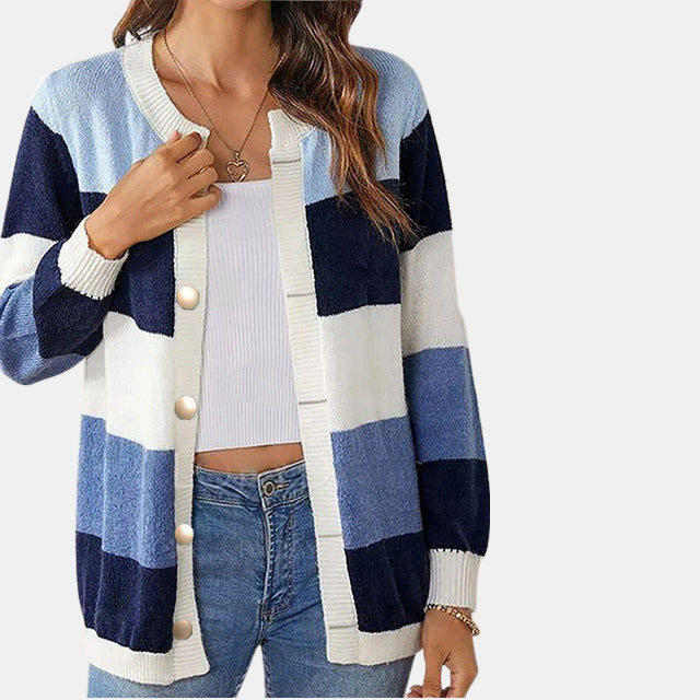 Kühlender Chic | Elegante Sommer-Strickjacke für Stilbewusste