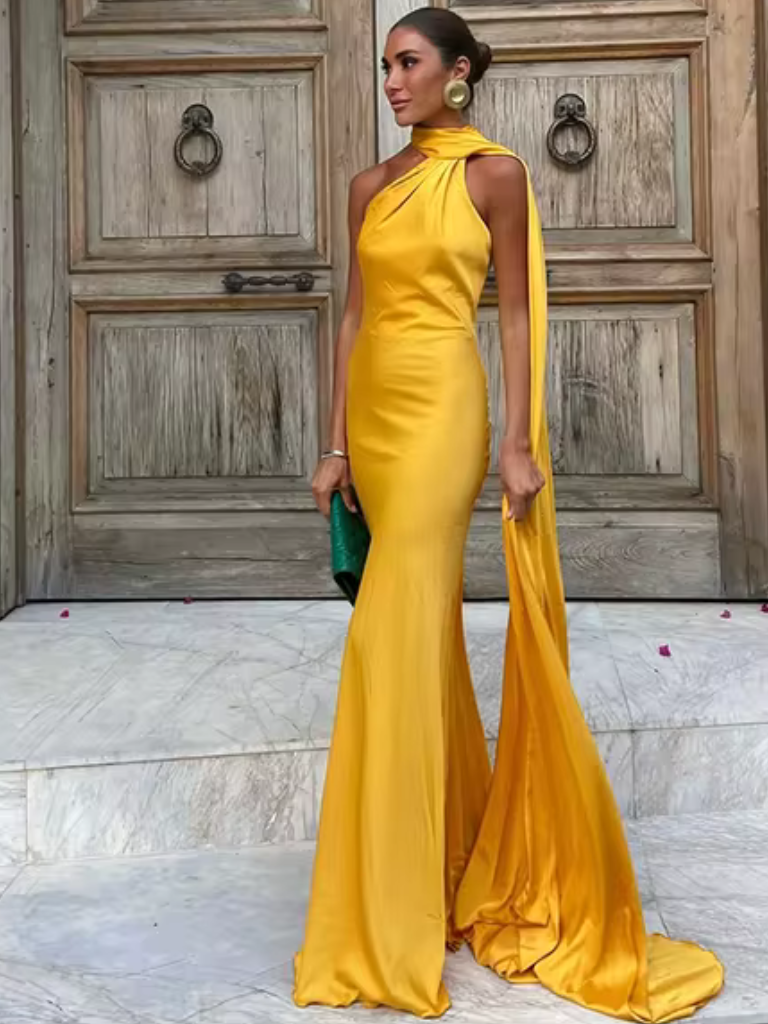 AURÉLIE SOLÉIL GOWN