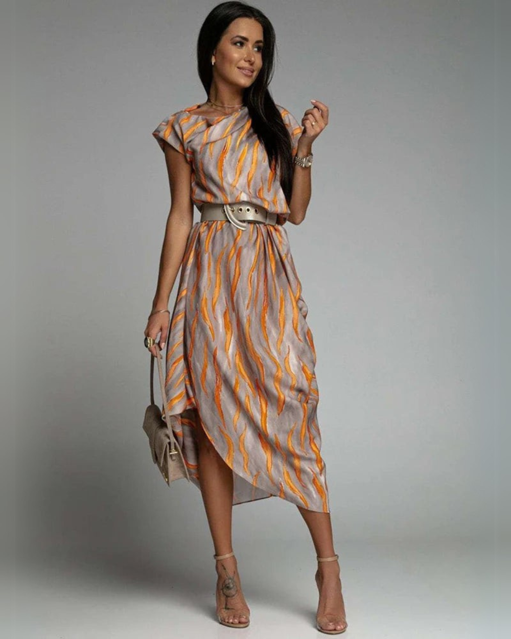 ELANORA - SCHLICHTE ELEGANZ MIT GROßER WIRKUNG