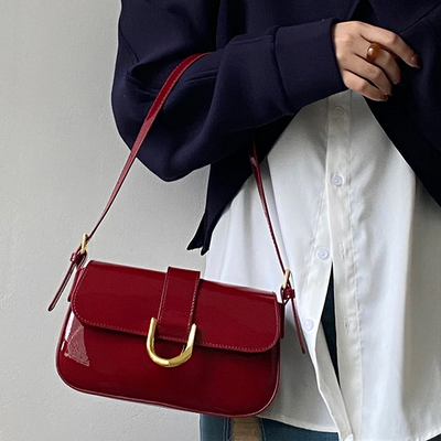 Augustyn Schultertasche | Retro rote Lederschultertasche