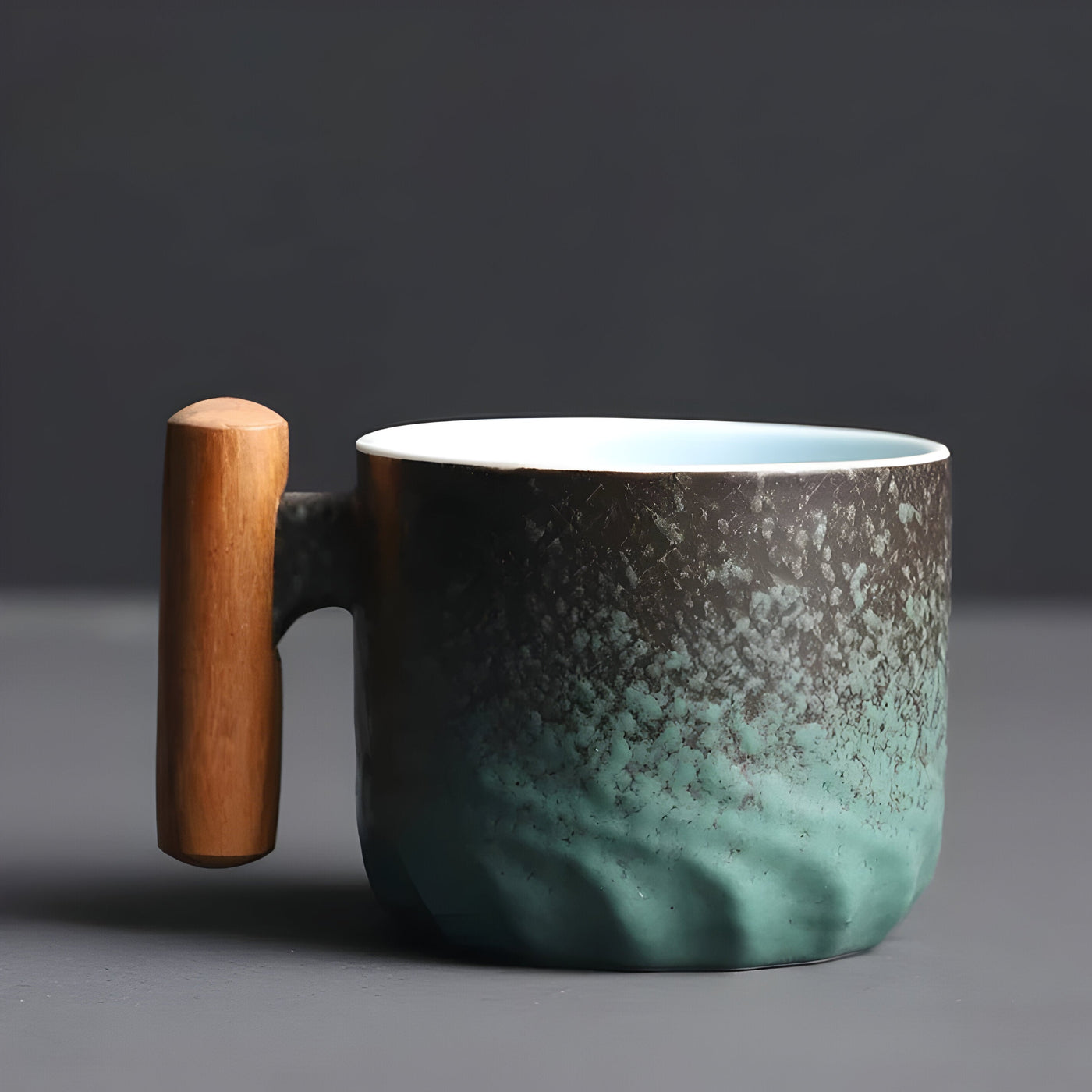 Keramik-Kaffeebecher mit Holzgriff – Retro-Design, Robust und Stilvoll | Perfekt für Kaffee und Tee