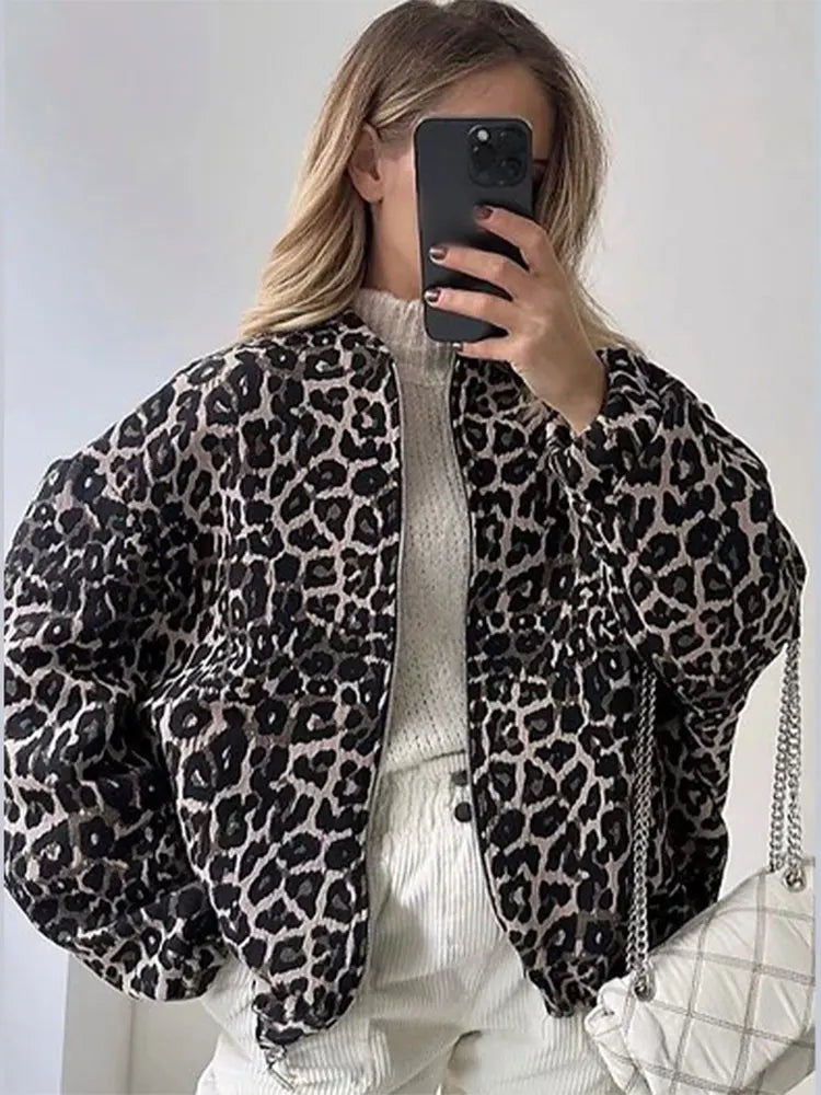 Heidi-Mode | Legere Reißverschlussjacke mit Leopardenmuster