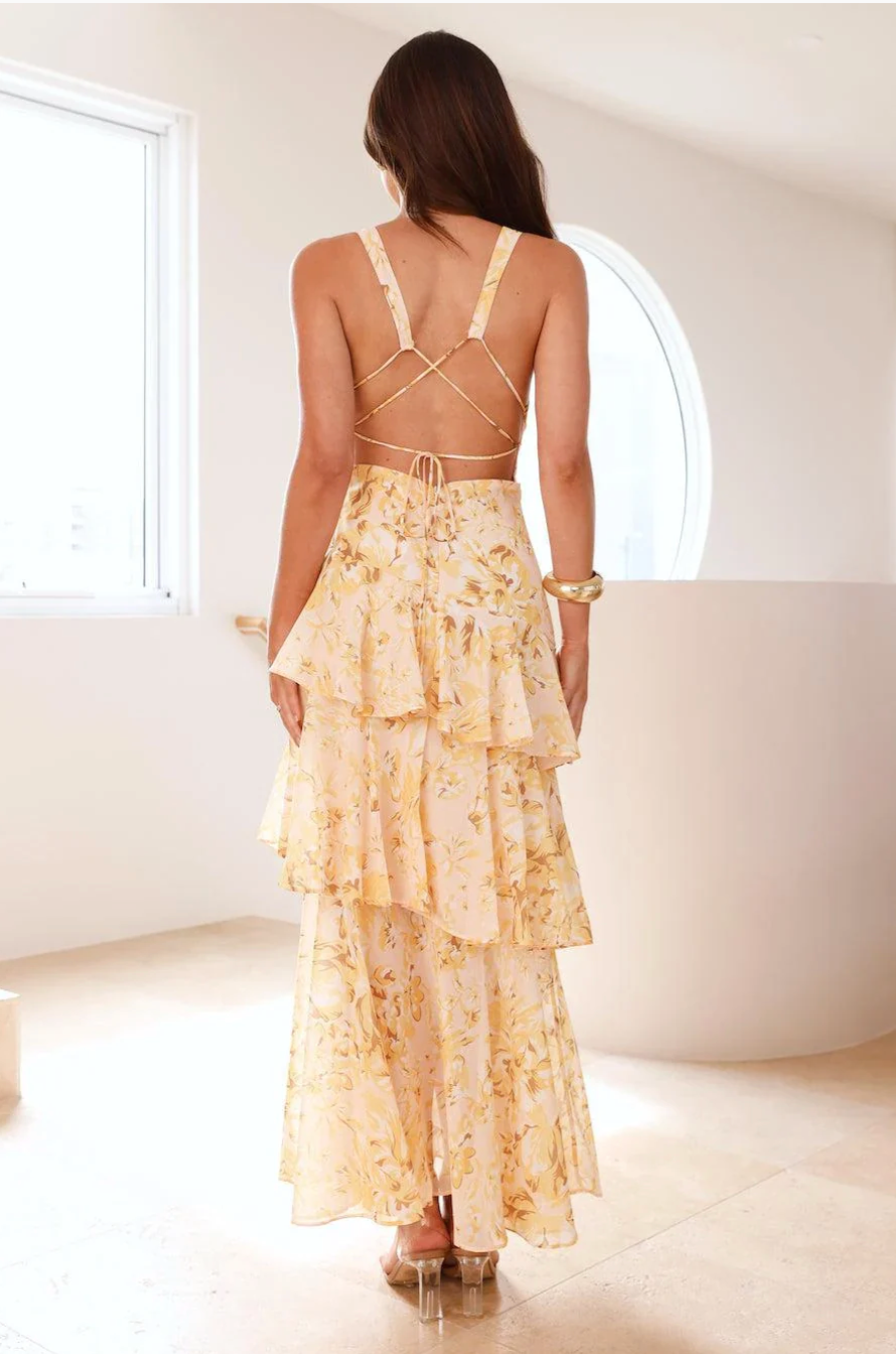 Sarah | Langes Kleid mit V-Ausschnitt und Volants Blume