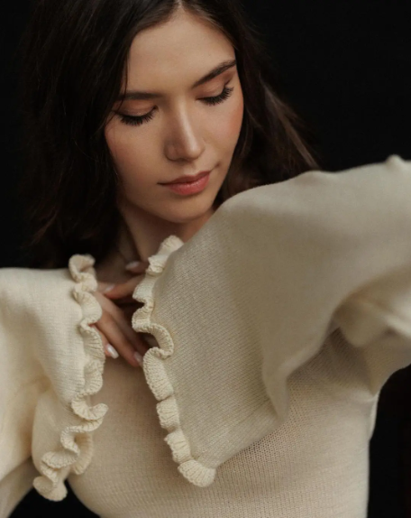 Heidi-Mode | Strickkleid mit auslaufenden Ärmeln