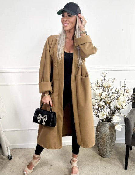 Annah - übergroßer mantel mit klaren nähten und taschen