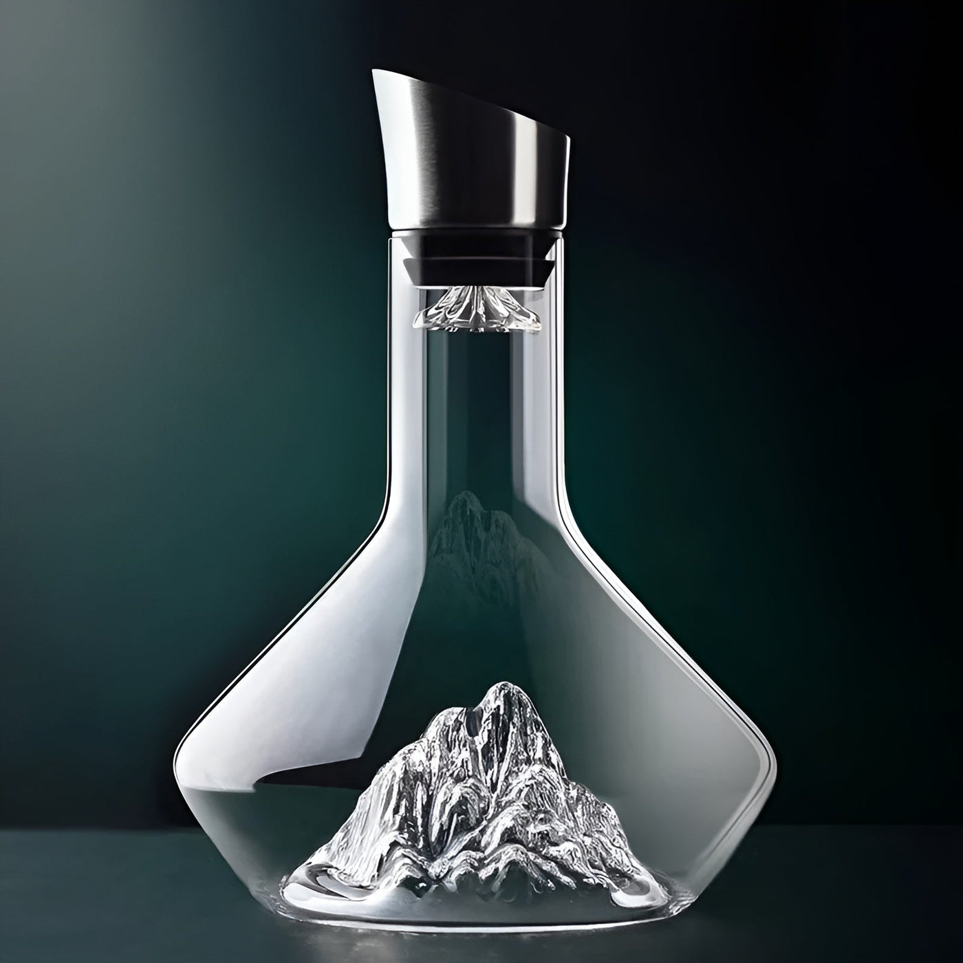 IcebergGlow Decanter – Eleganter bleifreier Kristall Whisky Dekanter