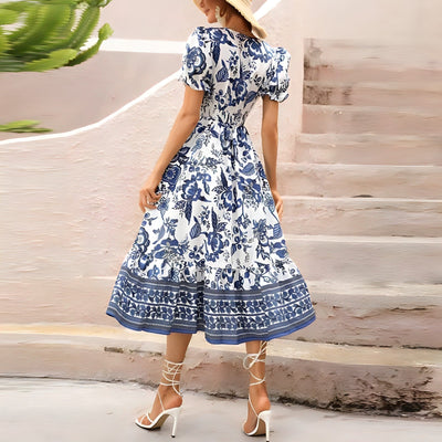 Blumenzauber Kleid | Eleganter V-Ausschnitt für romantische Anlässe