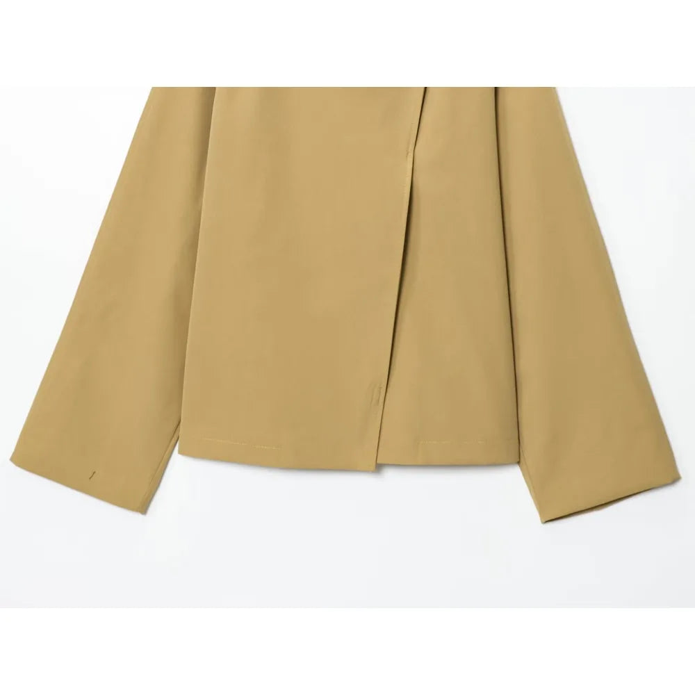 Kiana | Kurze Stehkragen-Mantel