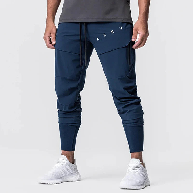 Jogginghose für Herren - Slim fit Cargohose mit elastischem Bund