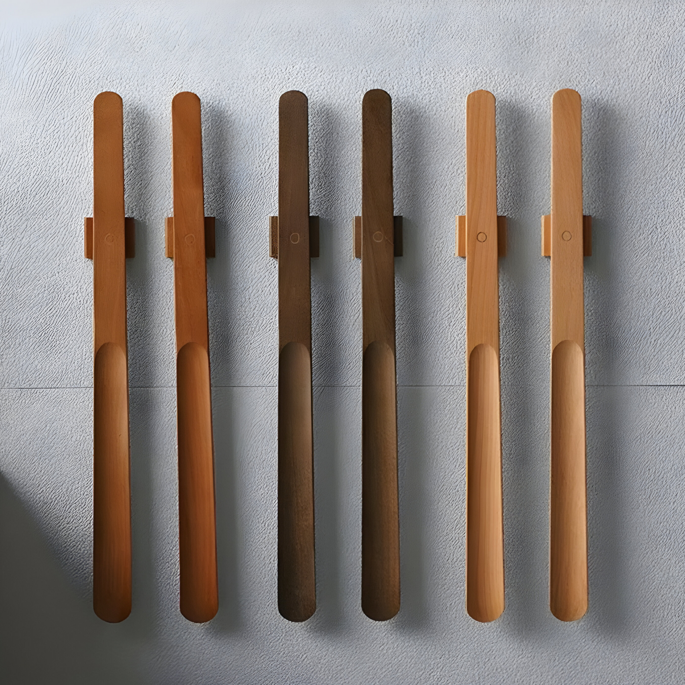 KomfortKick - Magnetischer Holz  Langer Schuhlöffel