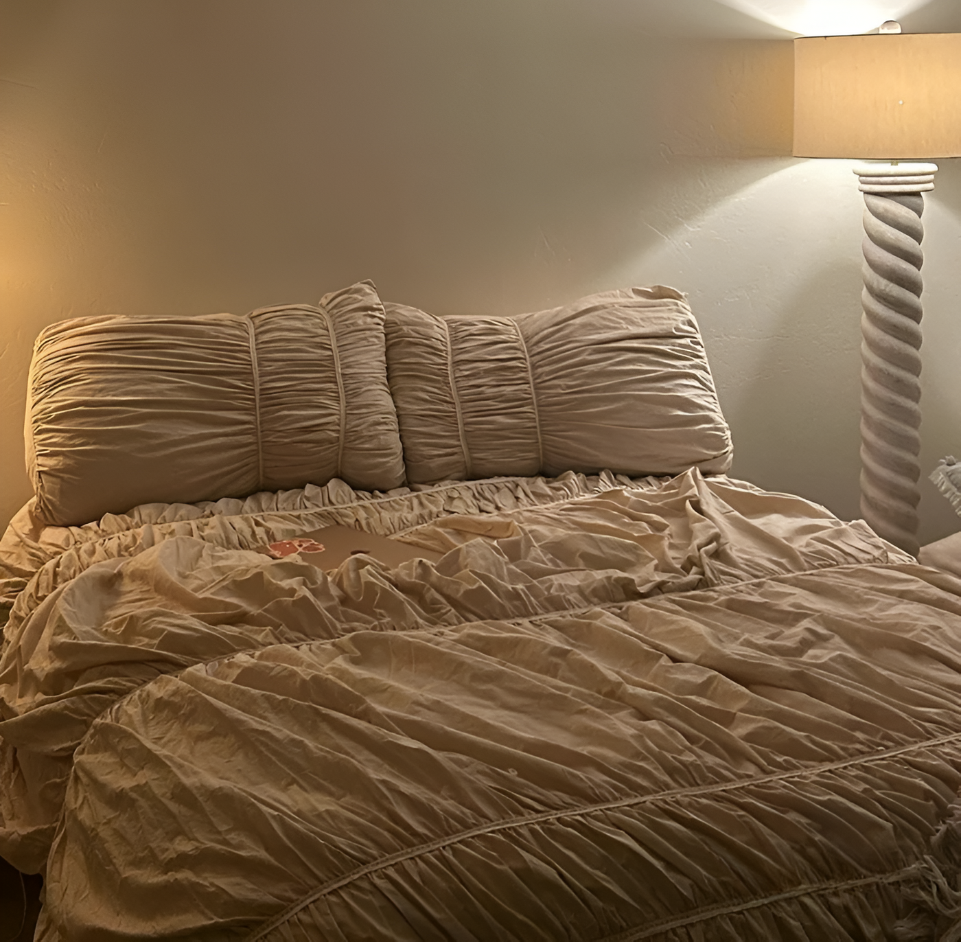 EtherealLuxe Bettwaren - Royal Beige Bettwäscheset