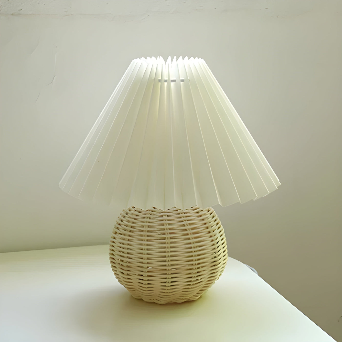 LumiPleat Lampe – Vintage Falten-Tischlampe