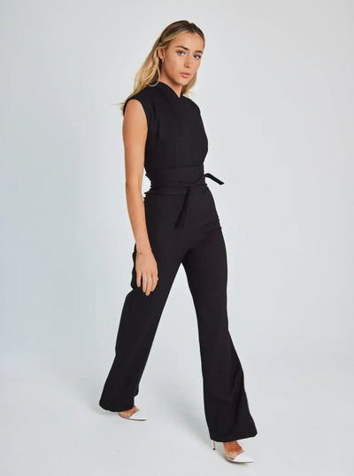 Selvaya – der elegante sommer-jumpsuit für stilvolle auftritte mit leichtigkeit