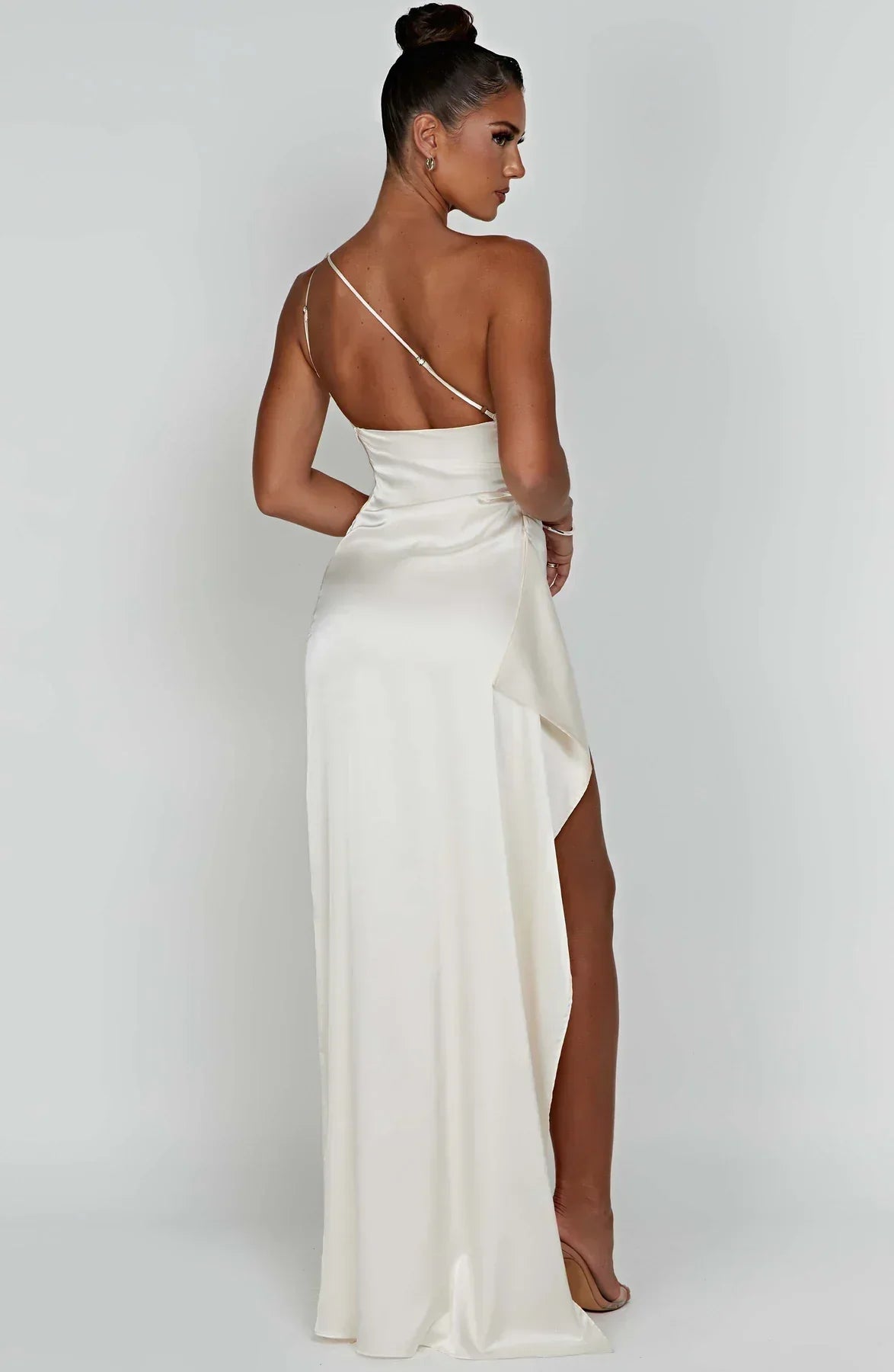 Heidi-Mode | Elegantes Ein-Schulter-Kleid mit Schlitz