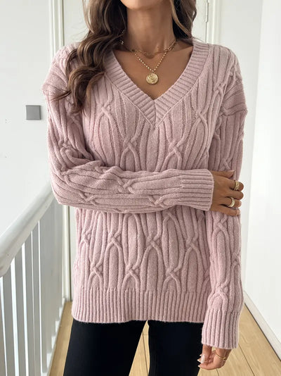 SCHLICHTER V-AUSSCHNITT KABELSTRICKPULLOVER FÜR DAMEN | ELEGANTER, BEQUEMER STIL