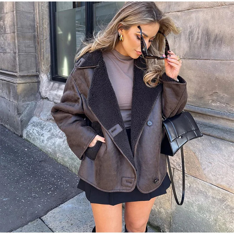 GINA BRAUNE LEDERJACKE