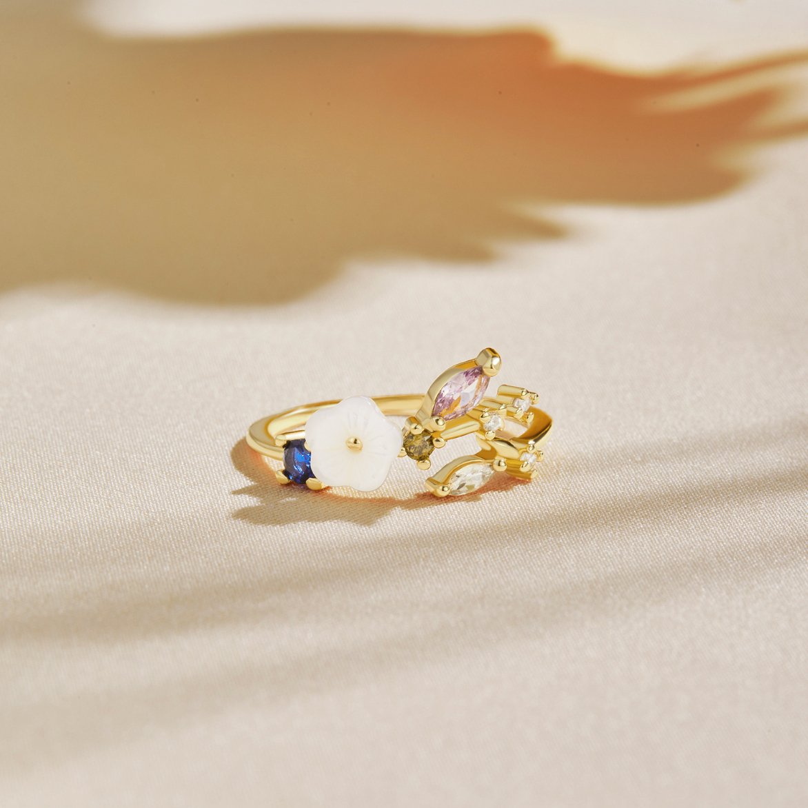 Freude - Goldene Blütenringe