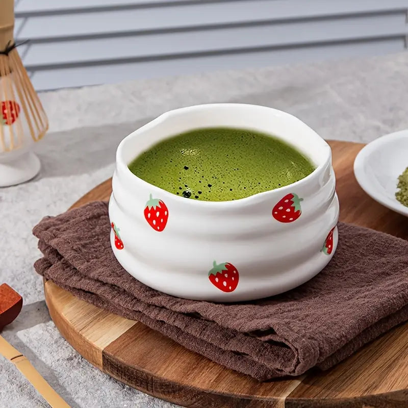 Matcha Set mit Erdbeer-Schale – Traditionelles Zubehör für Matcha Latte