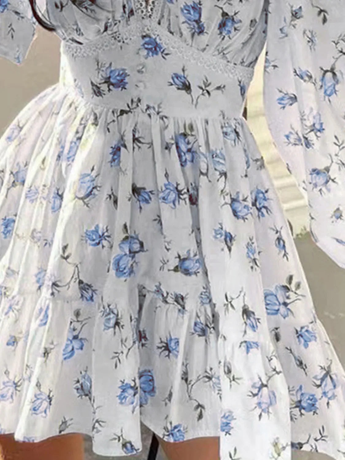 Lace Detail V-Neck Balloon Sleeve Dress