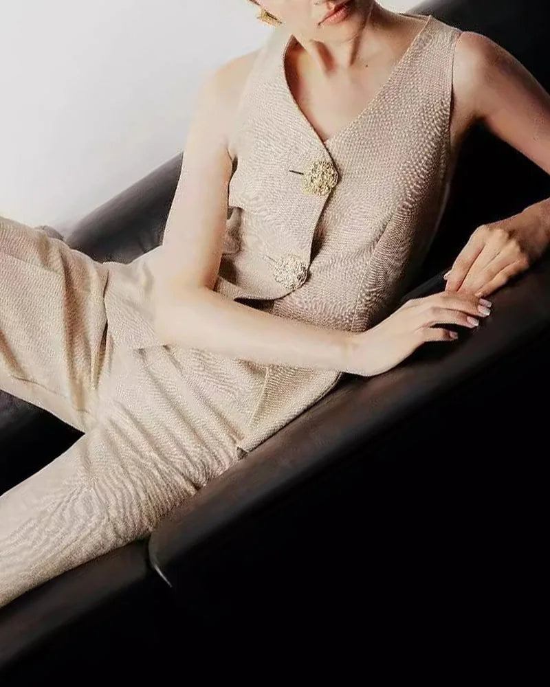 Dora Eleganz | Stilvolles Set aus ärmelloser Weste und Anzug