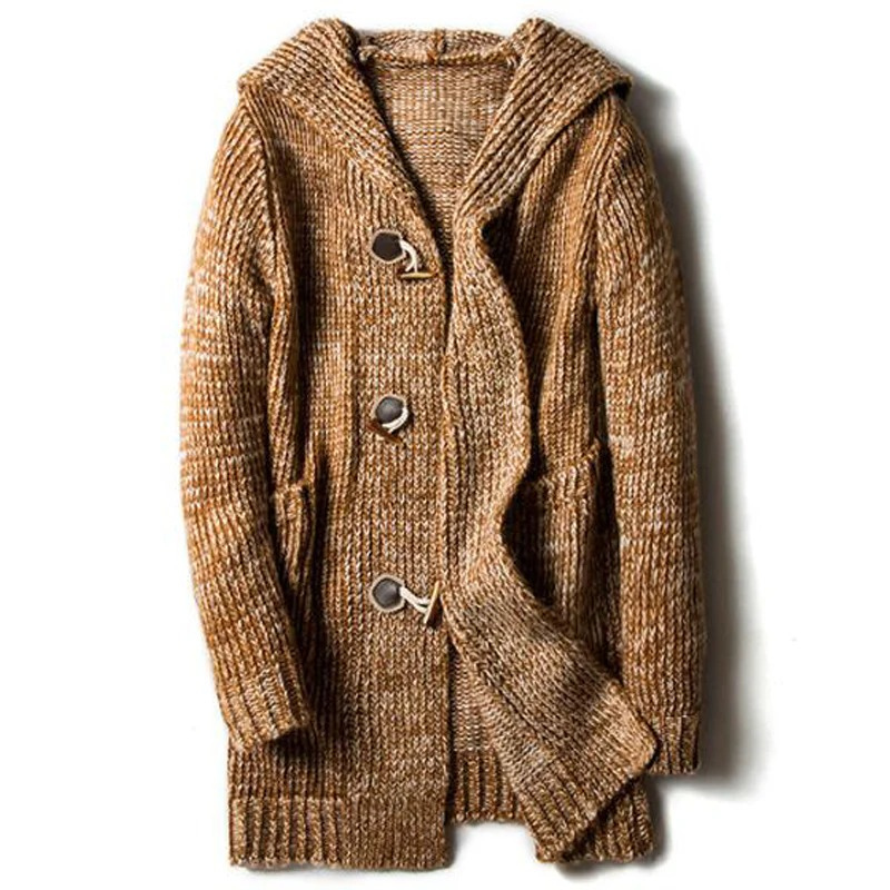 Eleganter Herren-Strickjacke mit Kapuze | Strick