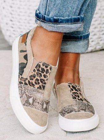 Atmungsaktive Tierdruck Slip-On-Schuhe Damen – Foresta
