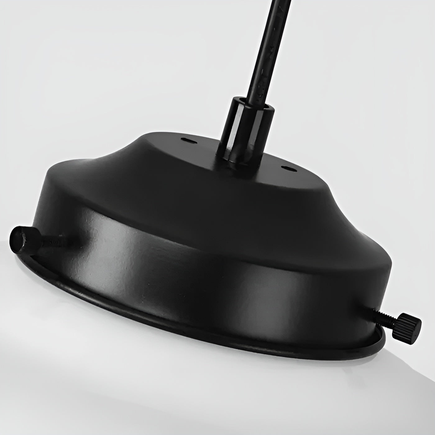 Hängelampe aus Milchglas – Vintage Design mit Geometrischem Glas