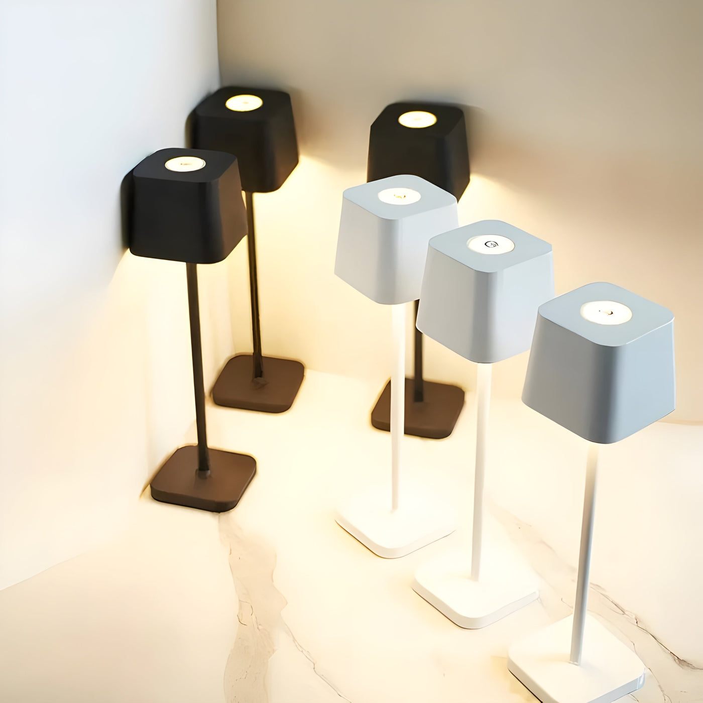 Wiederaufladbare LED-Tischleuchte – Kabellos, Wasserdicht Ideal für Balkon, Terrasse & Garten