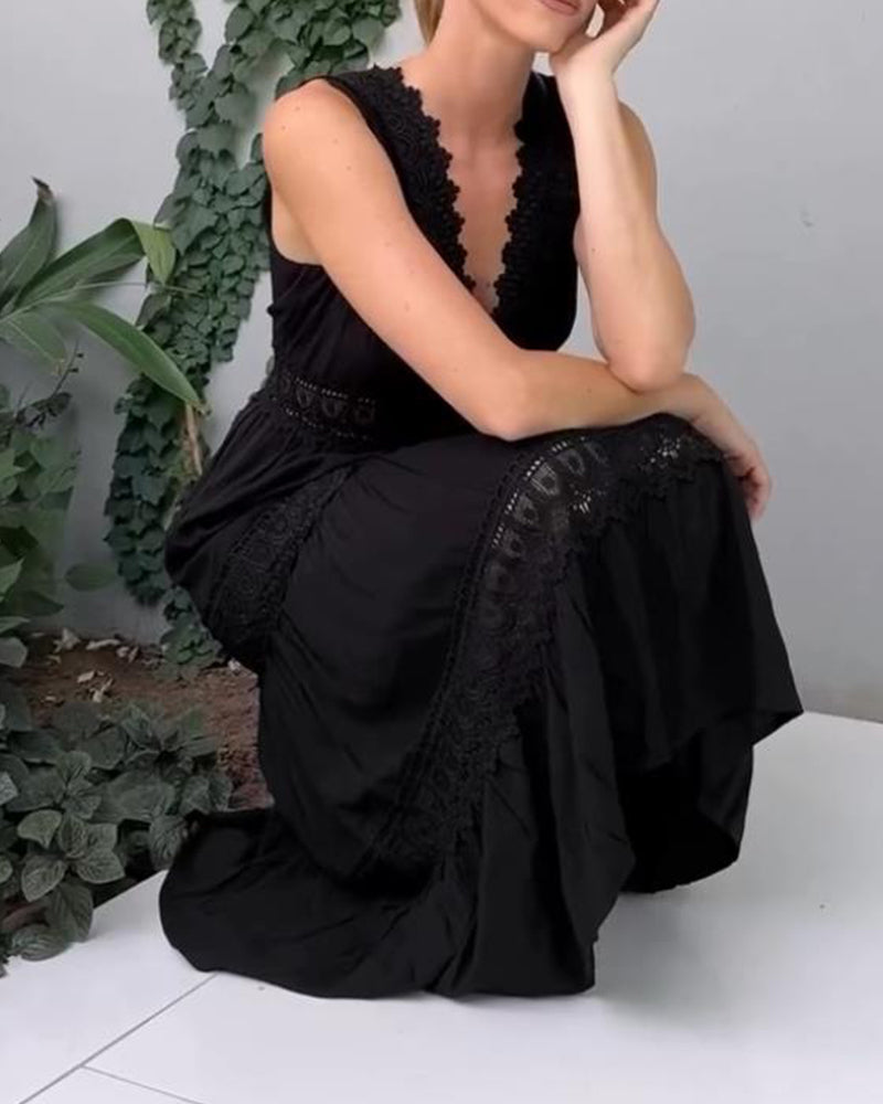 Ninfea | Ärmelloses Midikleid im Boho-Stil mit Spitzendetails