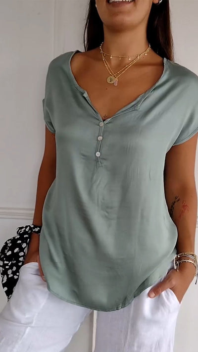 Marisa | Lässiges T-Shirt mit V-Ausschnitt und Stil