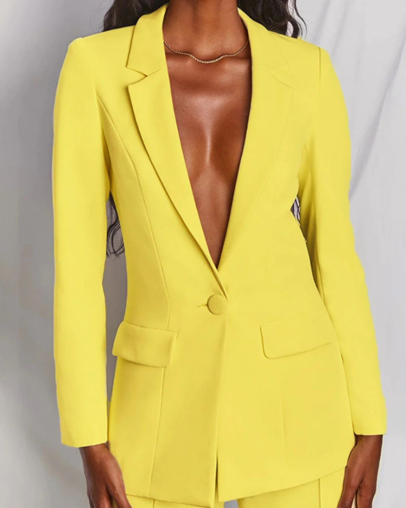 Klassischer Blazer und Hosenanzug für Damen | Moderne