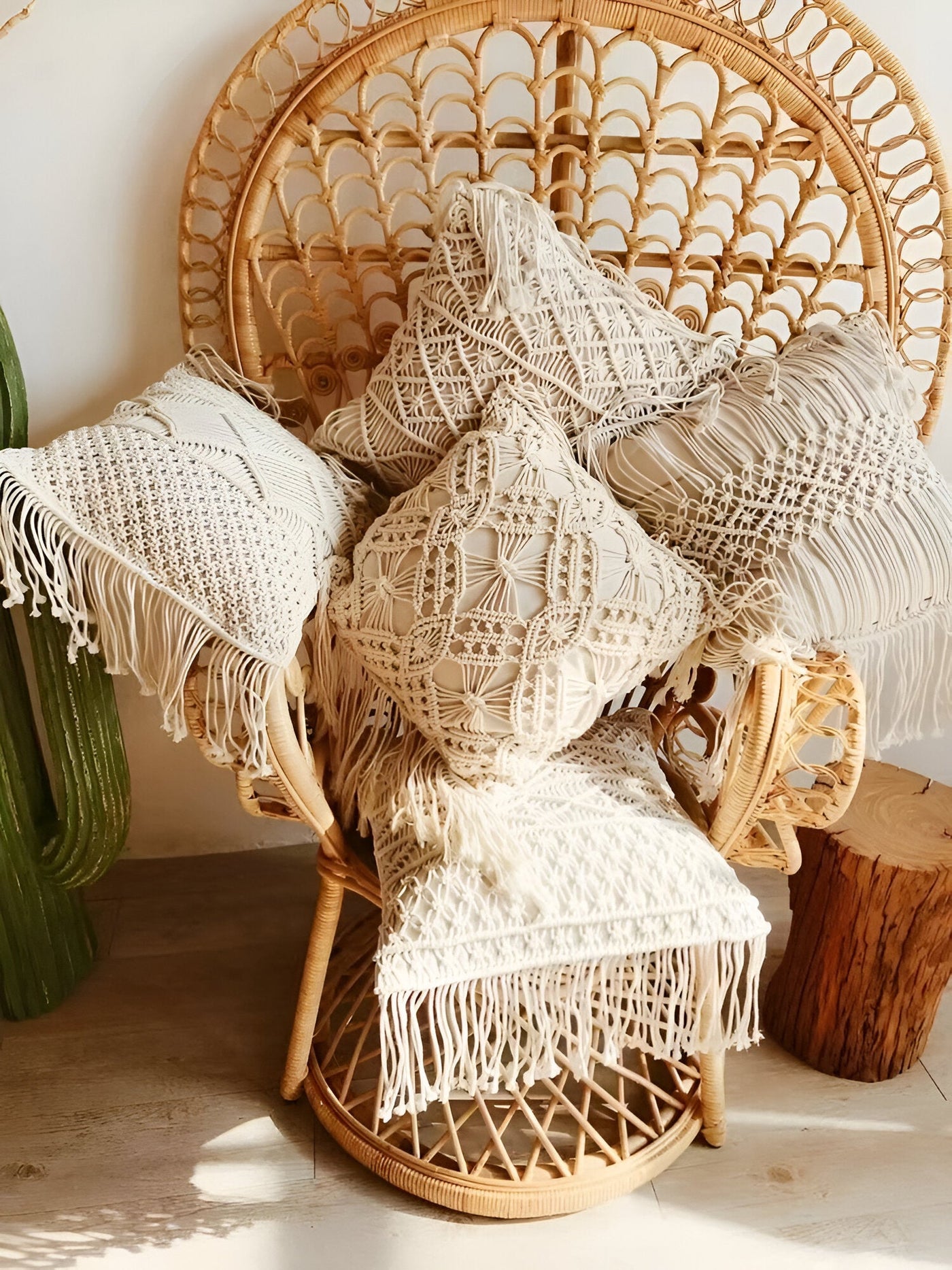 LushWeave Cover - Handgemachter böhmischer Kissenbezug