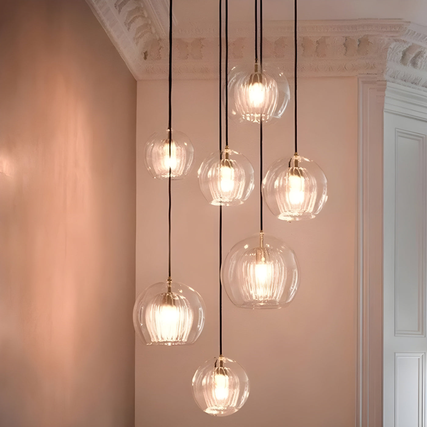 FrostedGlow Light – Moderne Glas-Pendelleuchte