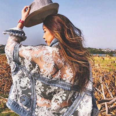 Lucia | Elegante Jeans-Strickjacke mit Blumenprint und nachhaltiger Baumwolle