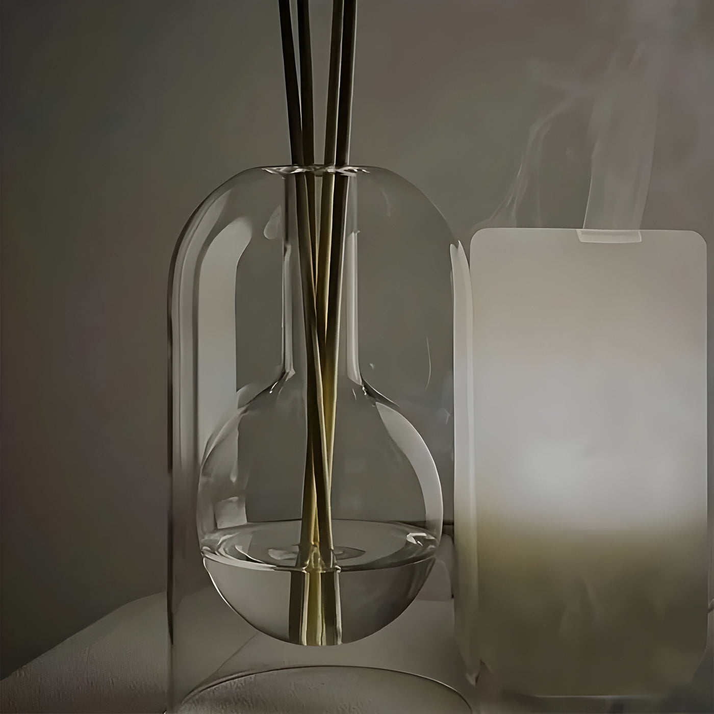 RadianceReed Diffuser - Eleganter Aromatherapie-Diffusor aus Glas