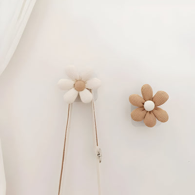 BlossomHold Hook – Dekorativer Blumen-Wandhaken