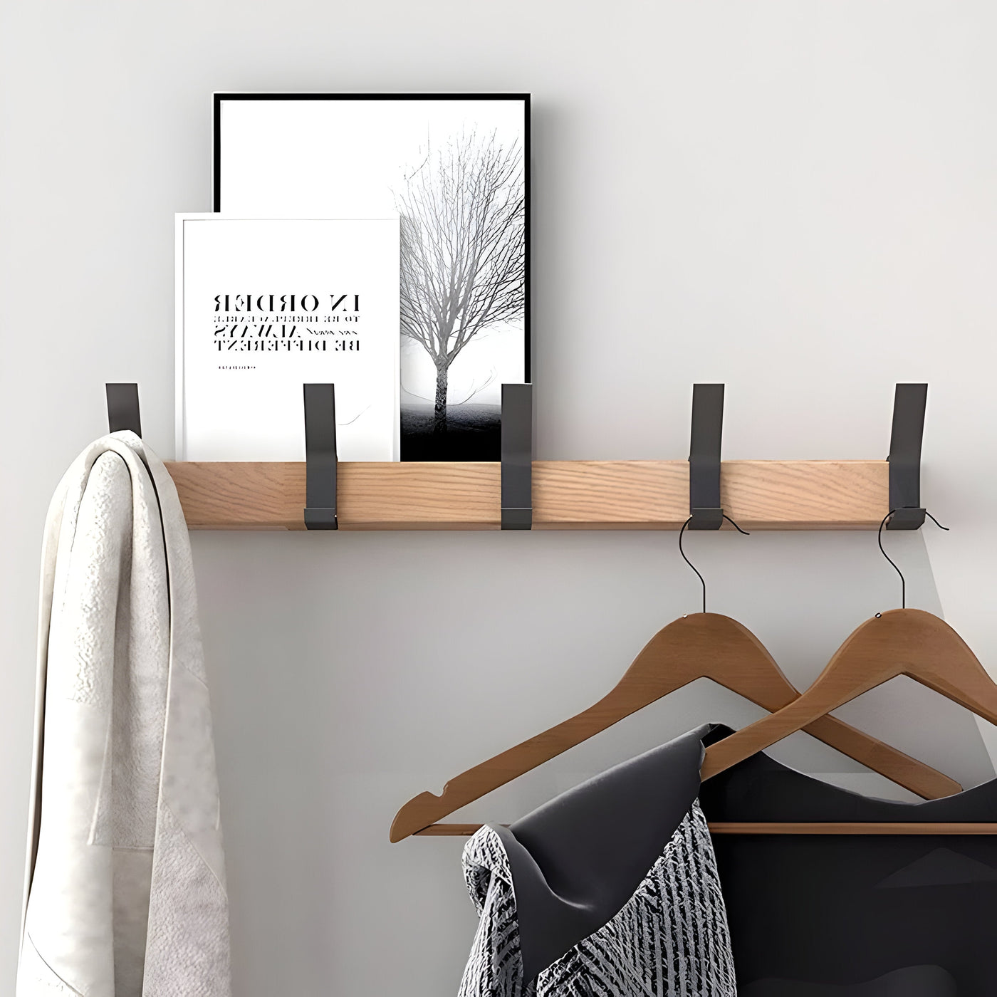 ModiPerch Hook - Wandgarderobenständer mit 5 beweglichen Haken