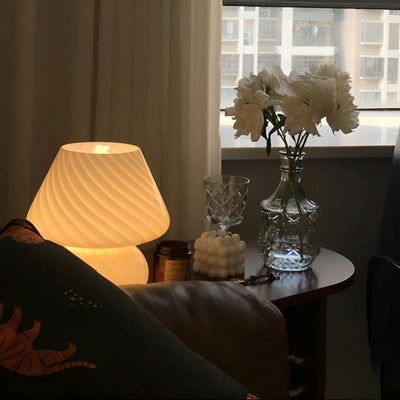 BedsideAura Lampe - Dekorative Glas-Tischlampe