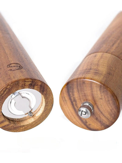 Salz- und Pfeffermühle aus Holz – Stilvolles Küchenzubehör mit Tablett & Bürste