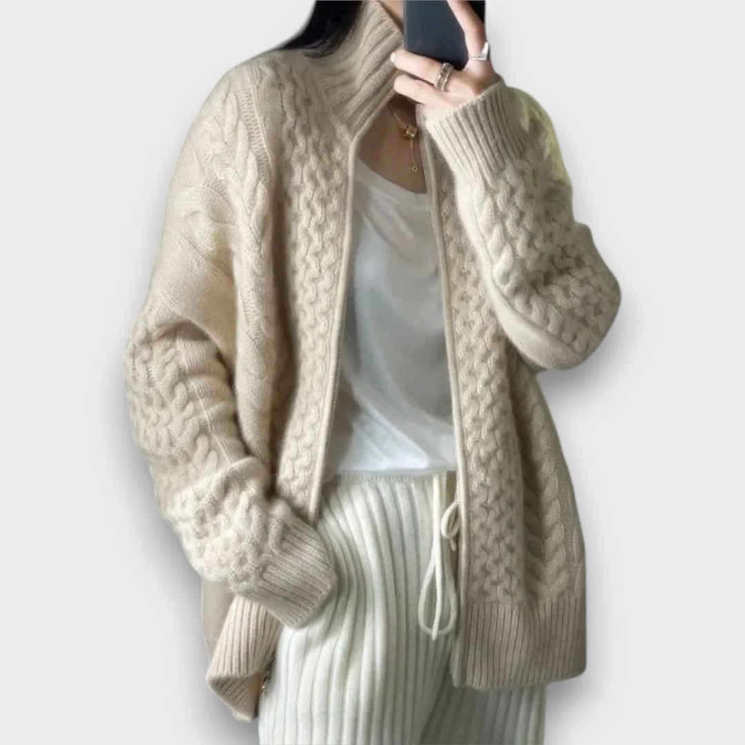 Calira – Strickjacke mit Reißverschluss