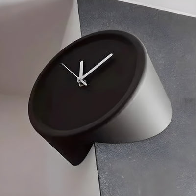 Eck-Wanduhr – Dekoratives Design mit lautlosem Quarzwerk | Ideal für jede Zimmerecke