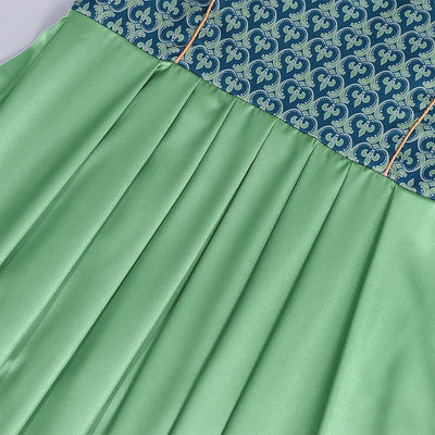 Oktoberfest Green Embroidered Dirndl Dress with Lace Apron