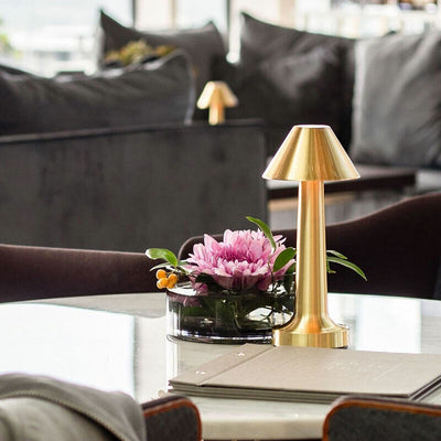 GlanzLicht | Elegante dimmbare Tischlampe für modernes Ambiente