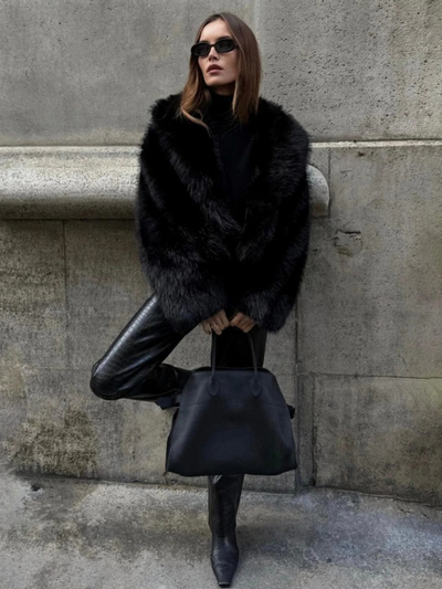 Schwarze Luxus-Softjacke für Damen | Winter