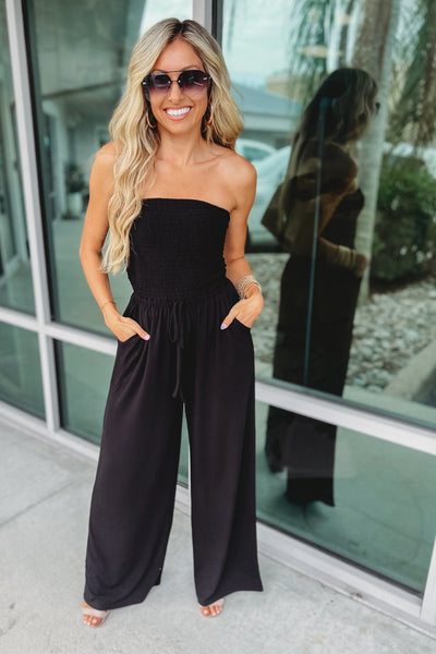 Lobke | Schulterfreier Sommer-Jumpsuit mit Stil